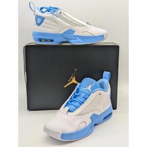 Jordan Max Aura 6 White University Blue UNC Womens Size 7.5 / Kids 6Y Basketball